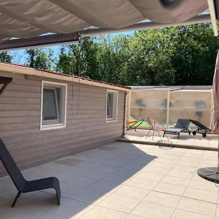 Lägenhet Coquelicot F2 Avec Piscine Et *