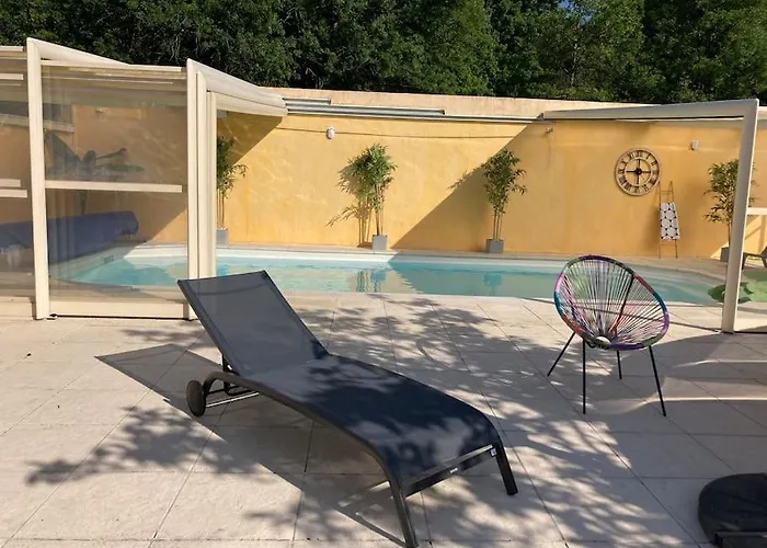 Coquelicot F2 Avec Piscine Et *